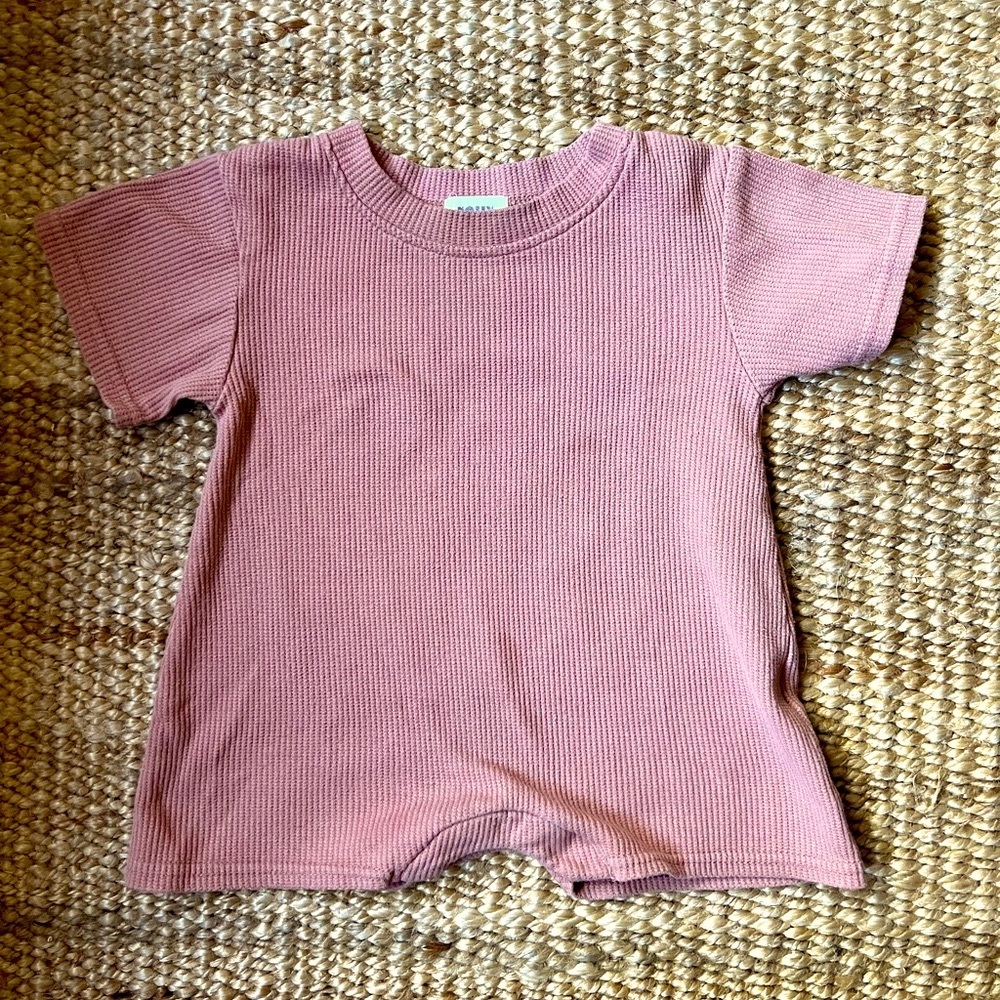 Roux Kids romper. Good condition no stains.